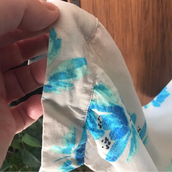 Ann Taylor Ladies’ Blouse Size MP - Picture 5 of 5